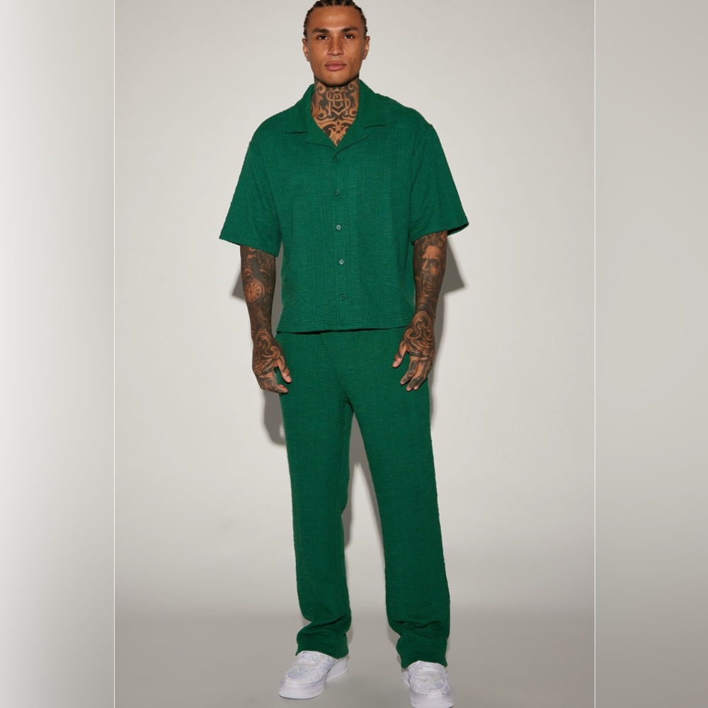Boxy Green set! It is BRAND NEW! Tags are still on it